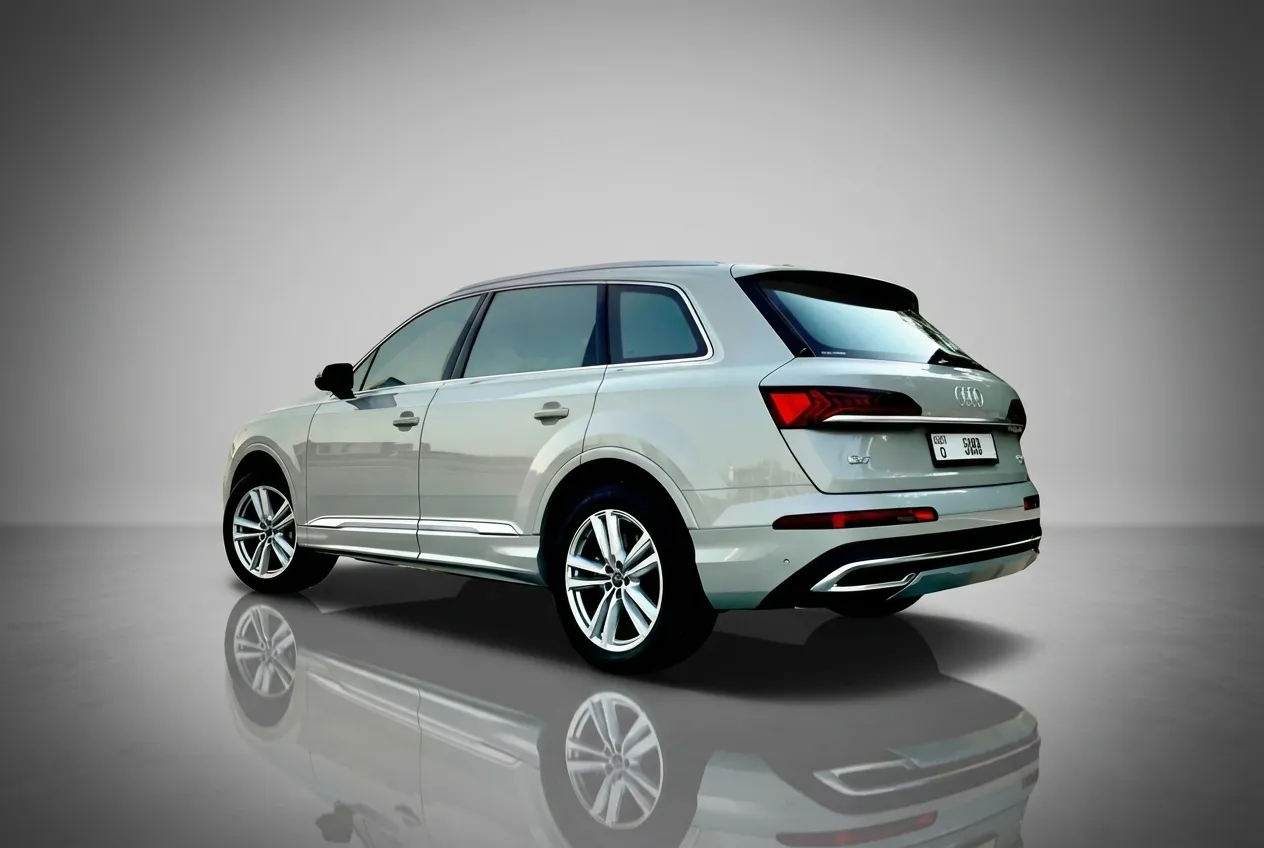 Audi Q7 2022 Beige rental in Dubai thumbnail 3