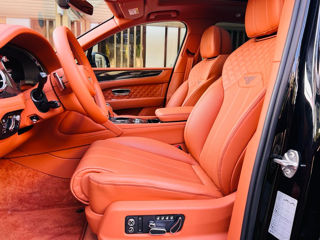 Bentley Bentayga 2022 Black rental in Dubai thumbnail 6