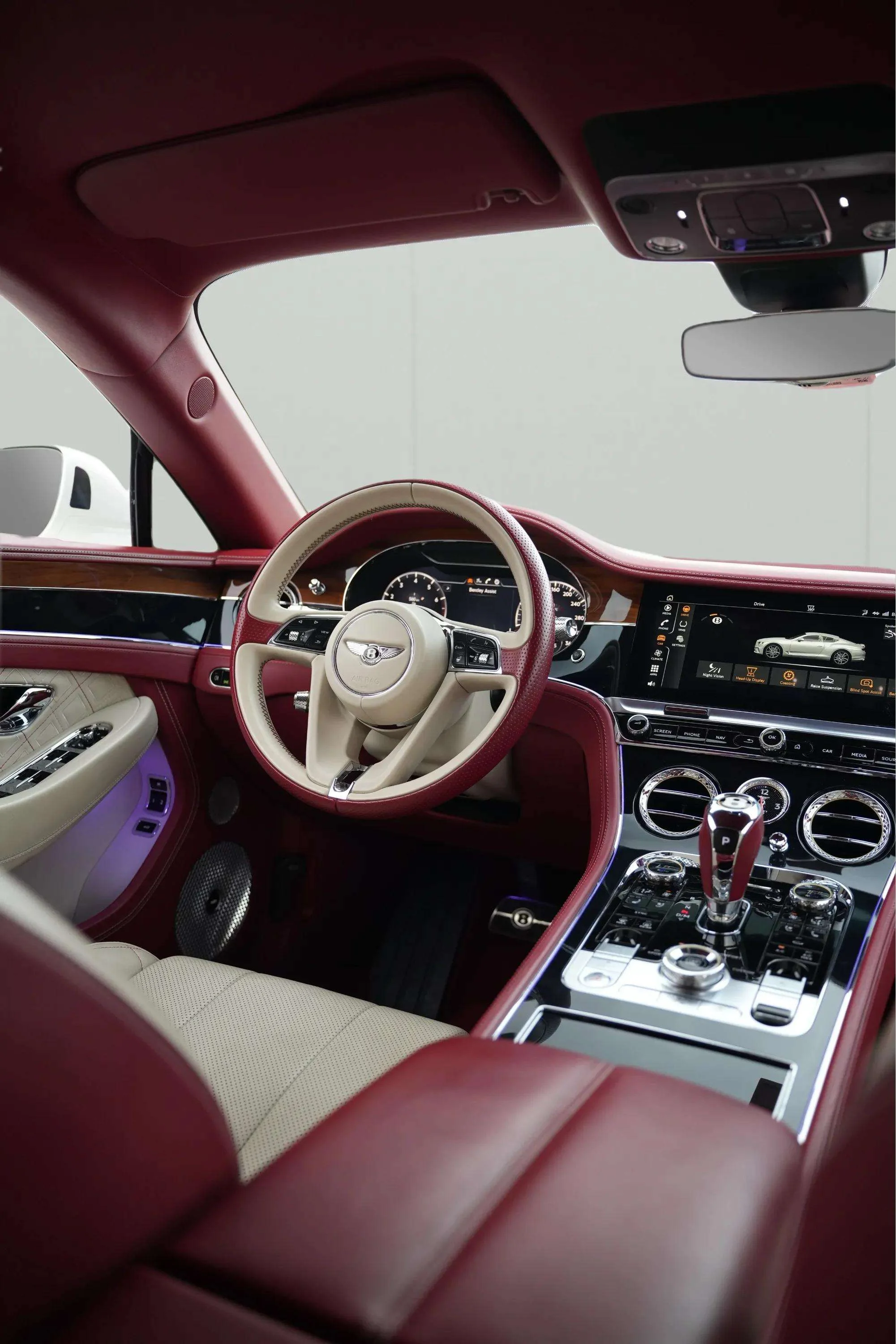 Bentley Continental Gt 2023 White rental in Dubai thumbnail 6
