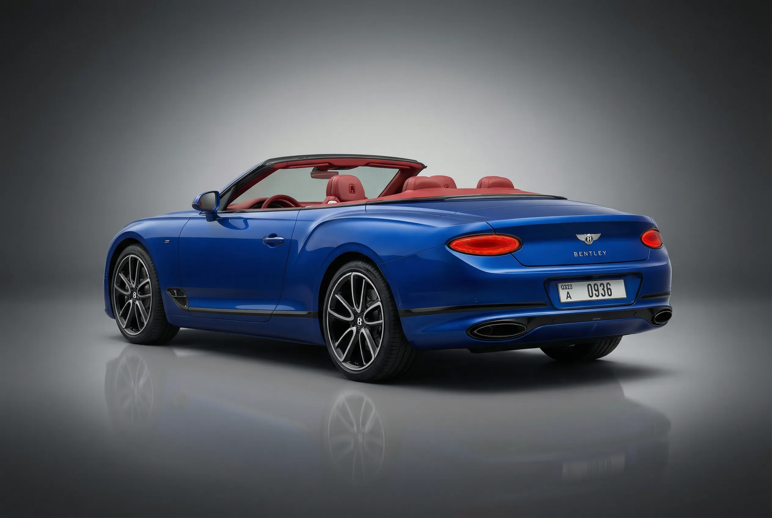 Bentley Continental Gtc 2022 Blue rental in Dubai thumbnail 6