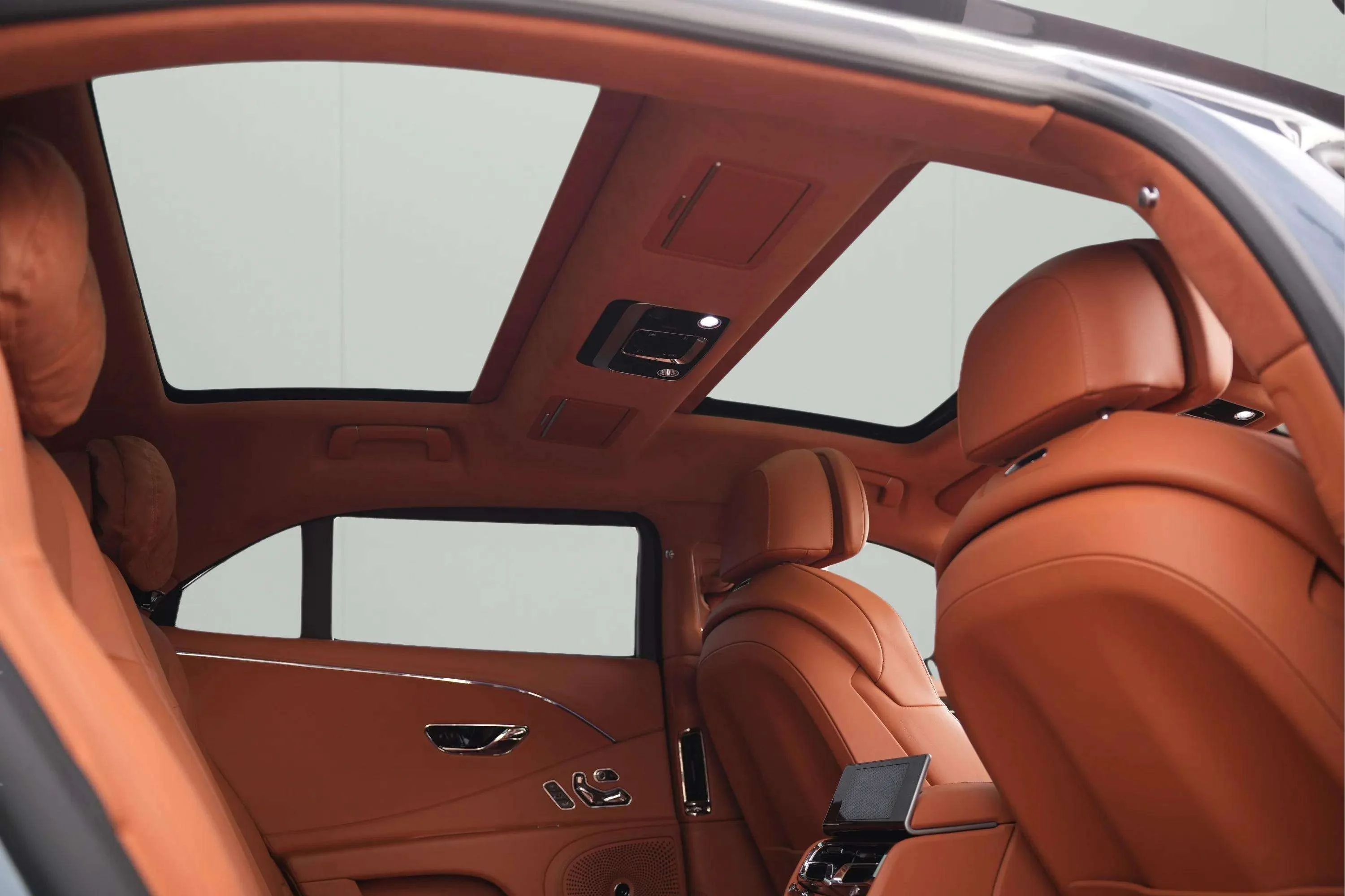 Bentley Flying Spur 2024 Grey rental in Dubai thumbnail 10