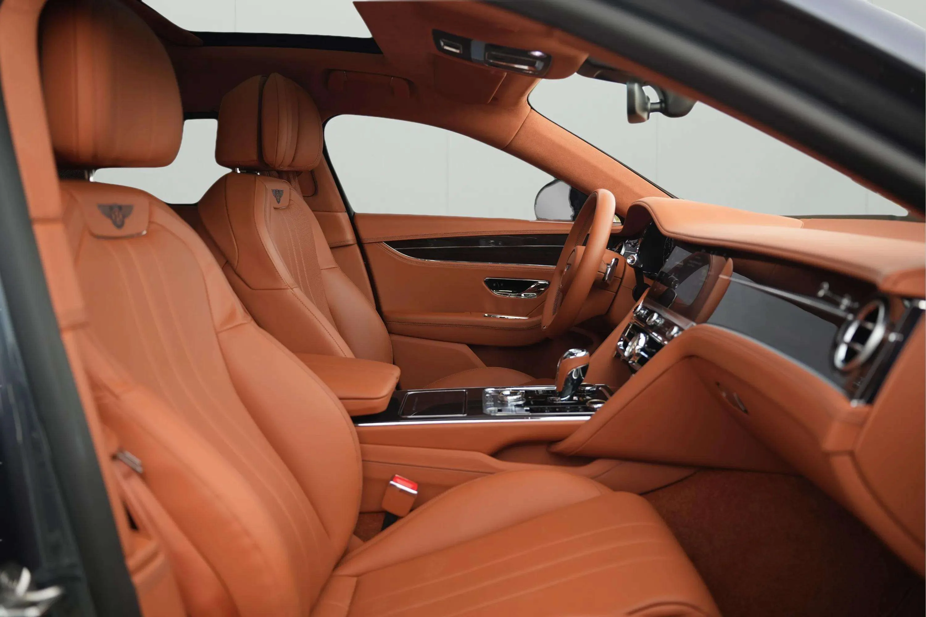 Bentley Flying Spur 2024 Grey rental in Dubai thumbnail 8