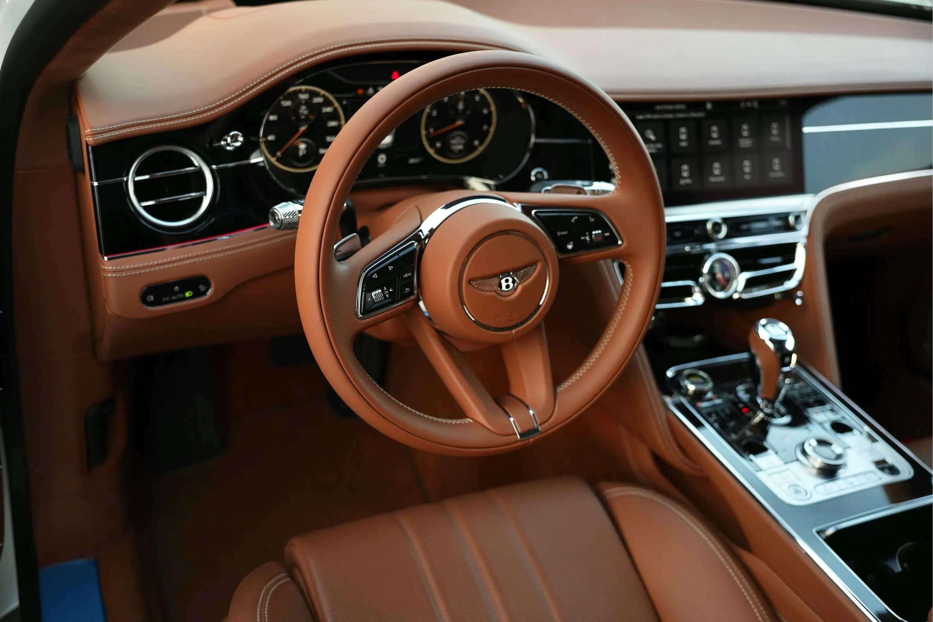Bentley Flying Spur 2025 White rental in Dubai thumbnail 7