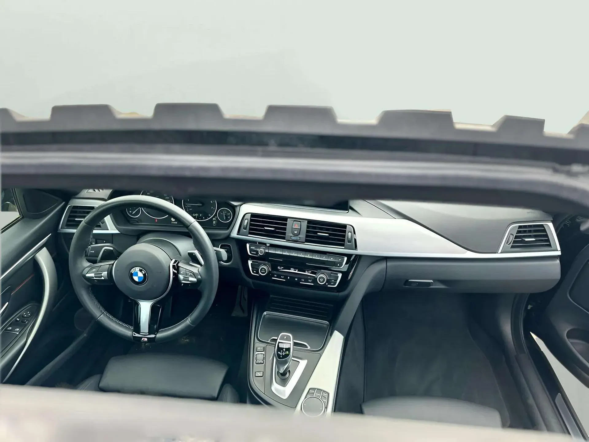 Bmw 430i 2023 Black rental in Dubai thumbnail 5