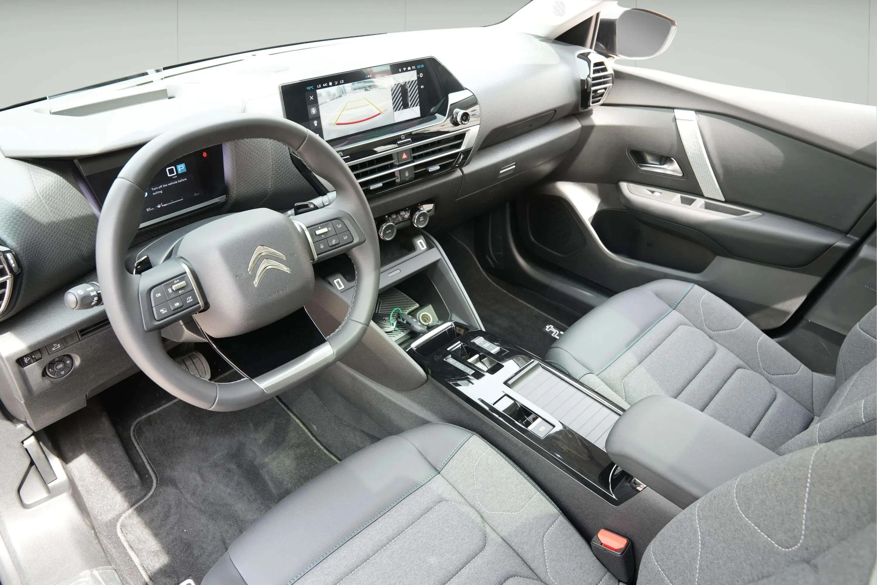 Citroën C4 X 2025 Red rental in Dubai thumbnail 7