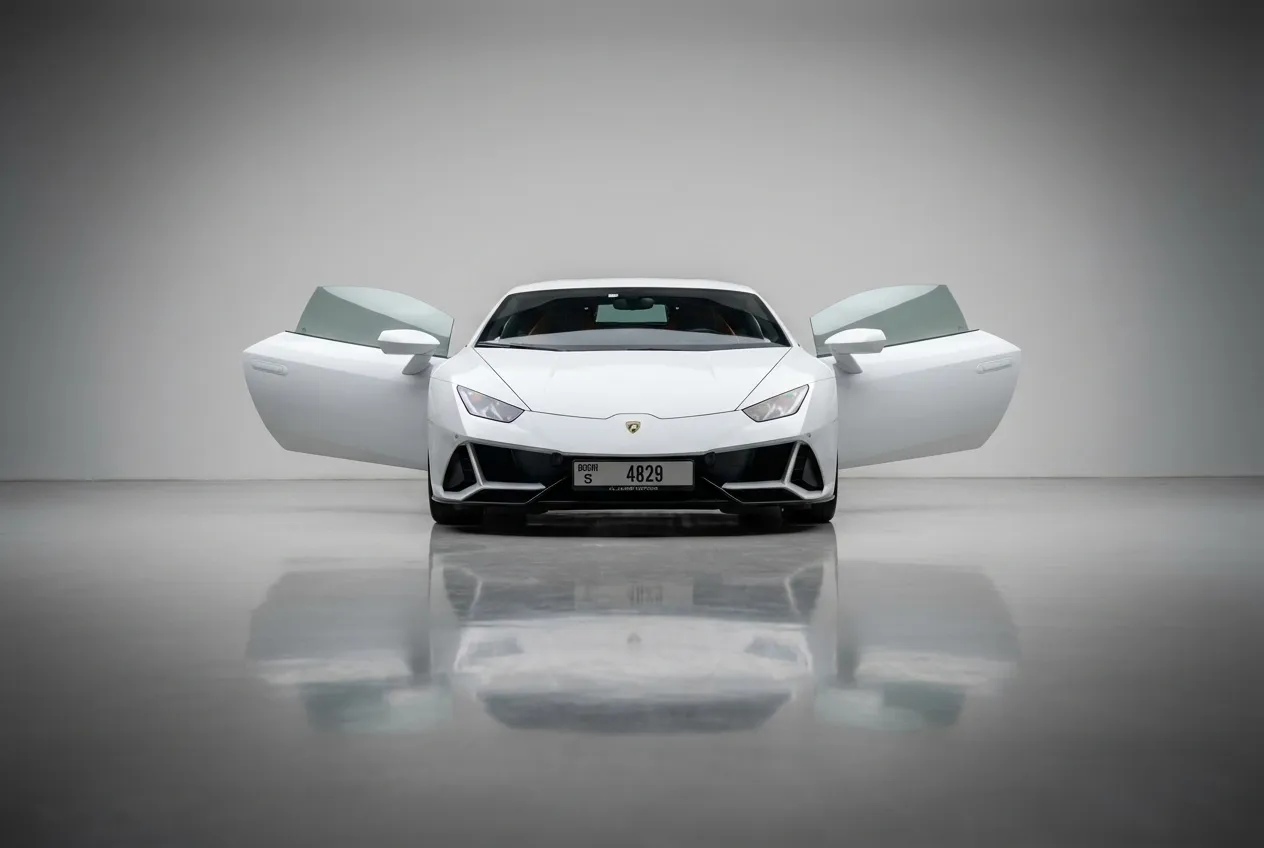 Lamborghini Huracan Evo Coupe 2021 White rental in Dubai thumbnail 3