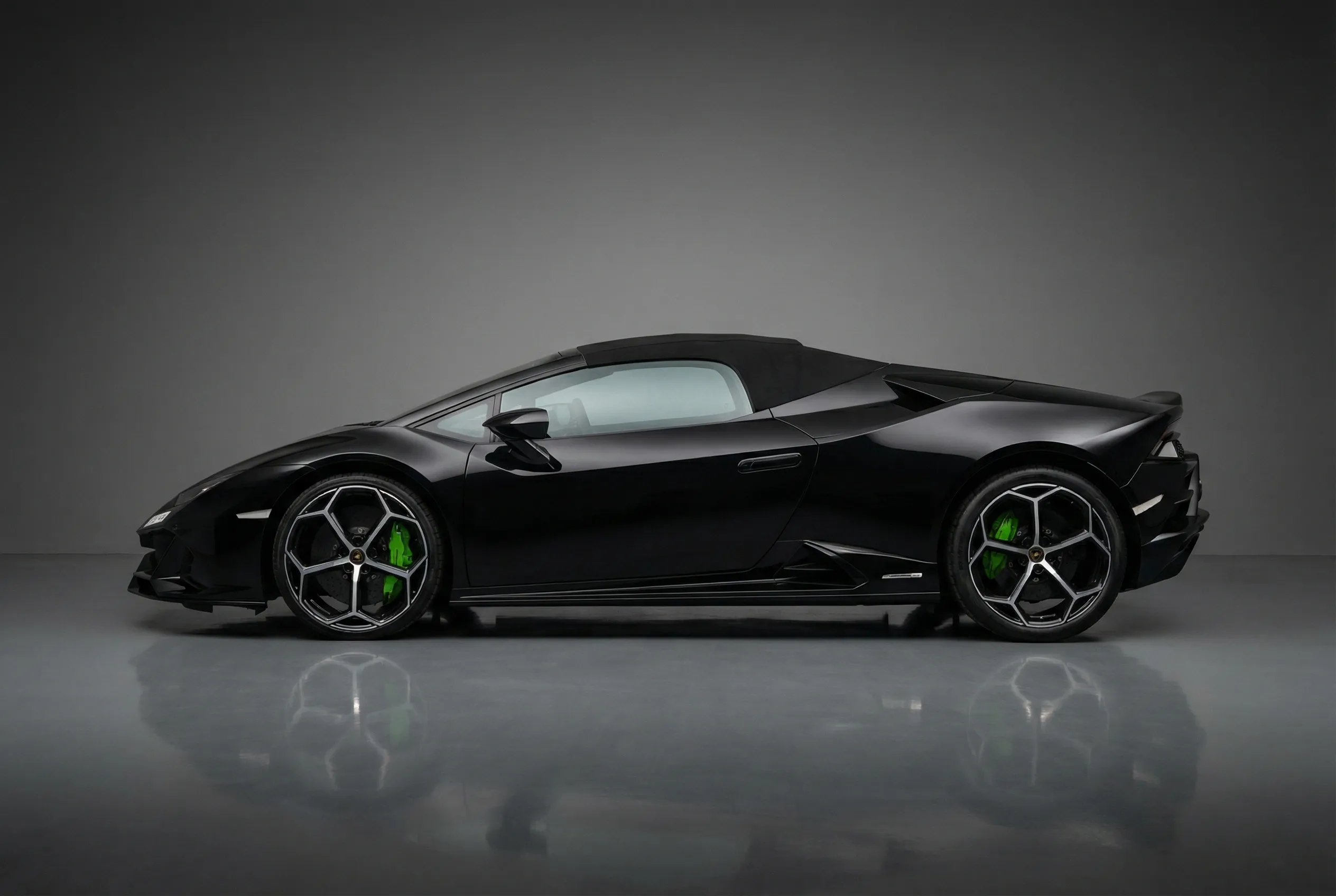 Lamborghini Huracan Evo Spyder 2025 Black rental in Dubai thumbnail 3