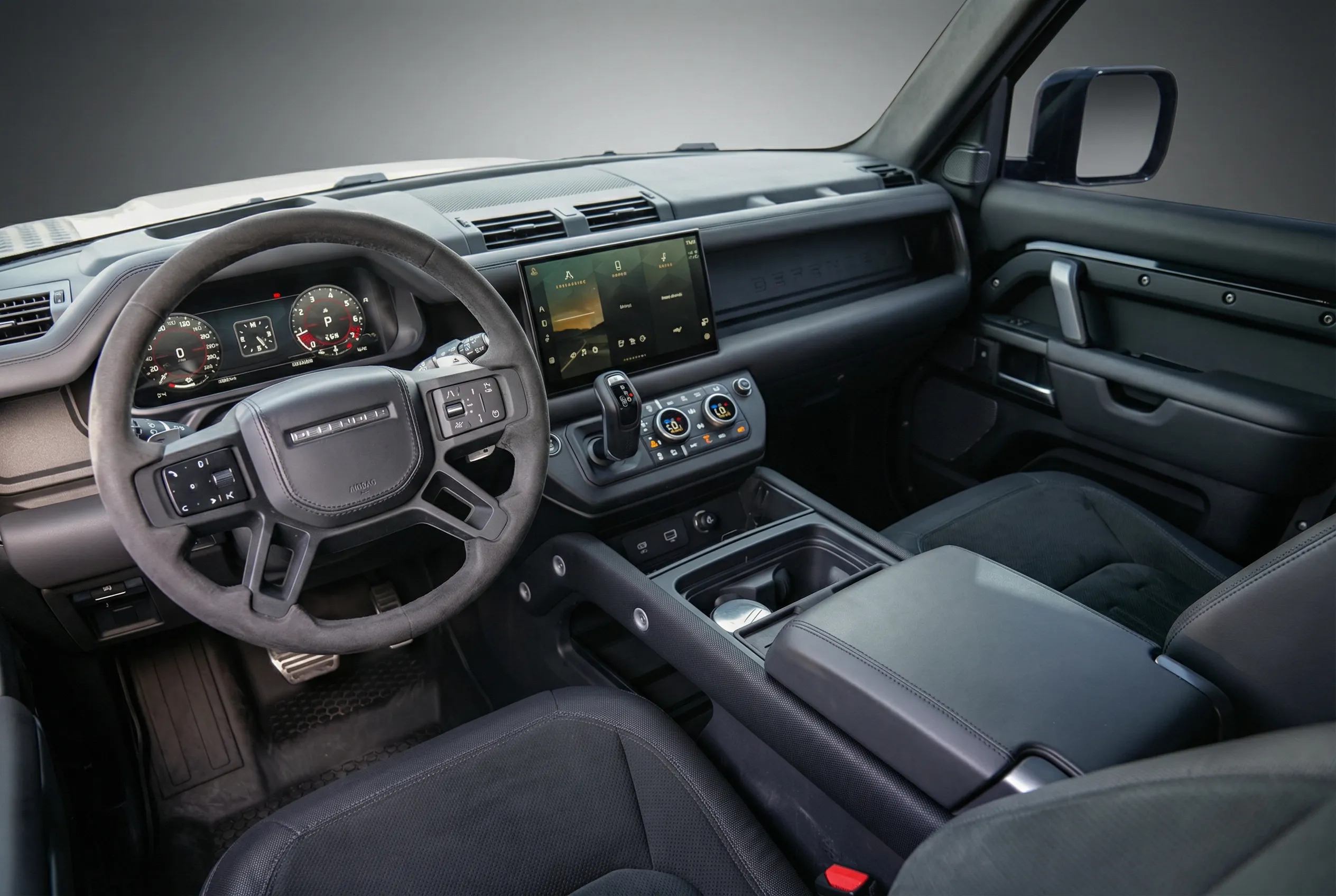 Land Rover Defender V8 2023 Black rental in Dubai thumbnail 4