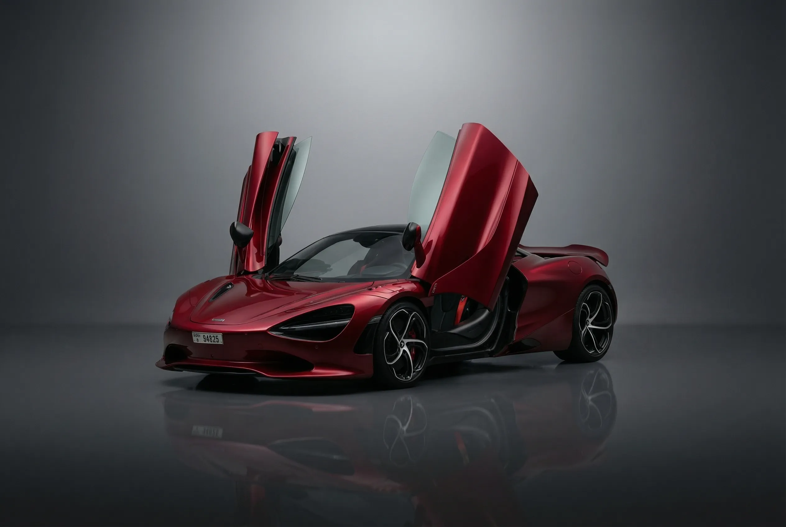 Mclaren 750s Spider 2025 Red rental in Dubai thumbnail 2