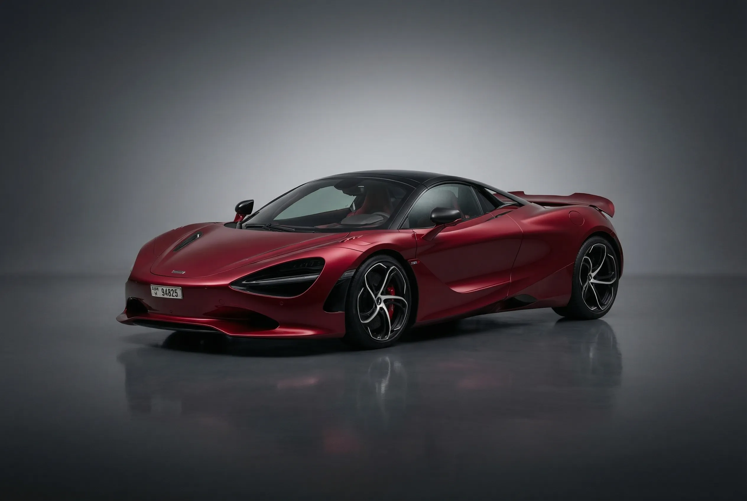 Mclaren 750s Spider 2025 Red rental in Dubai thumbnail 3