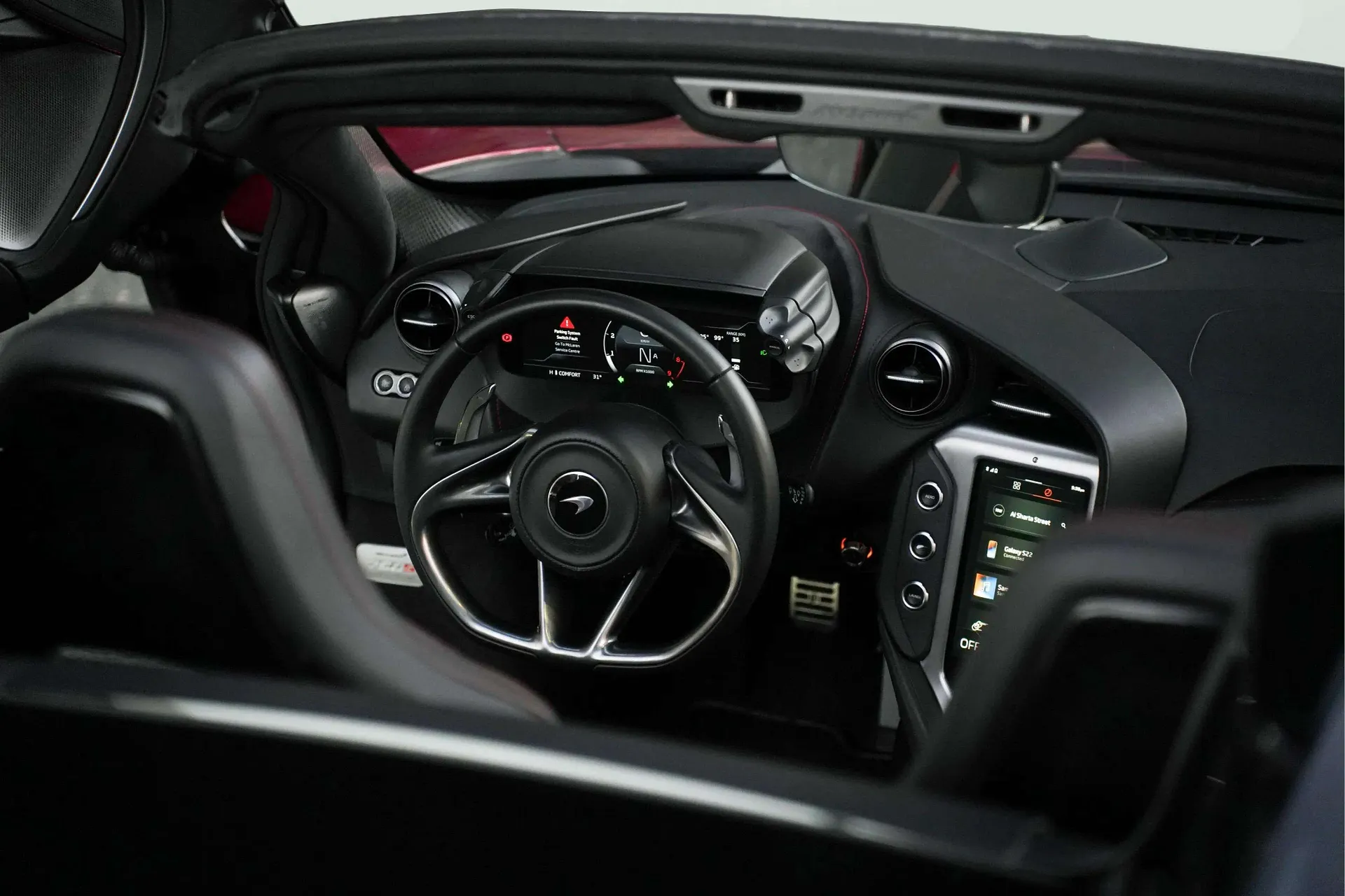 Mclaren 750s Spider 2025 Red rental in Dubai thumbnail 8