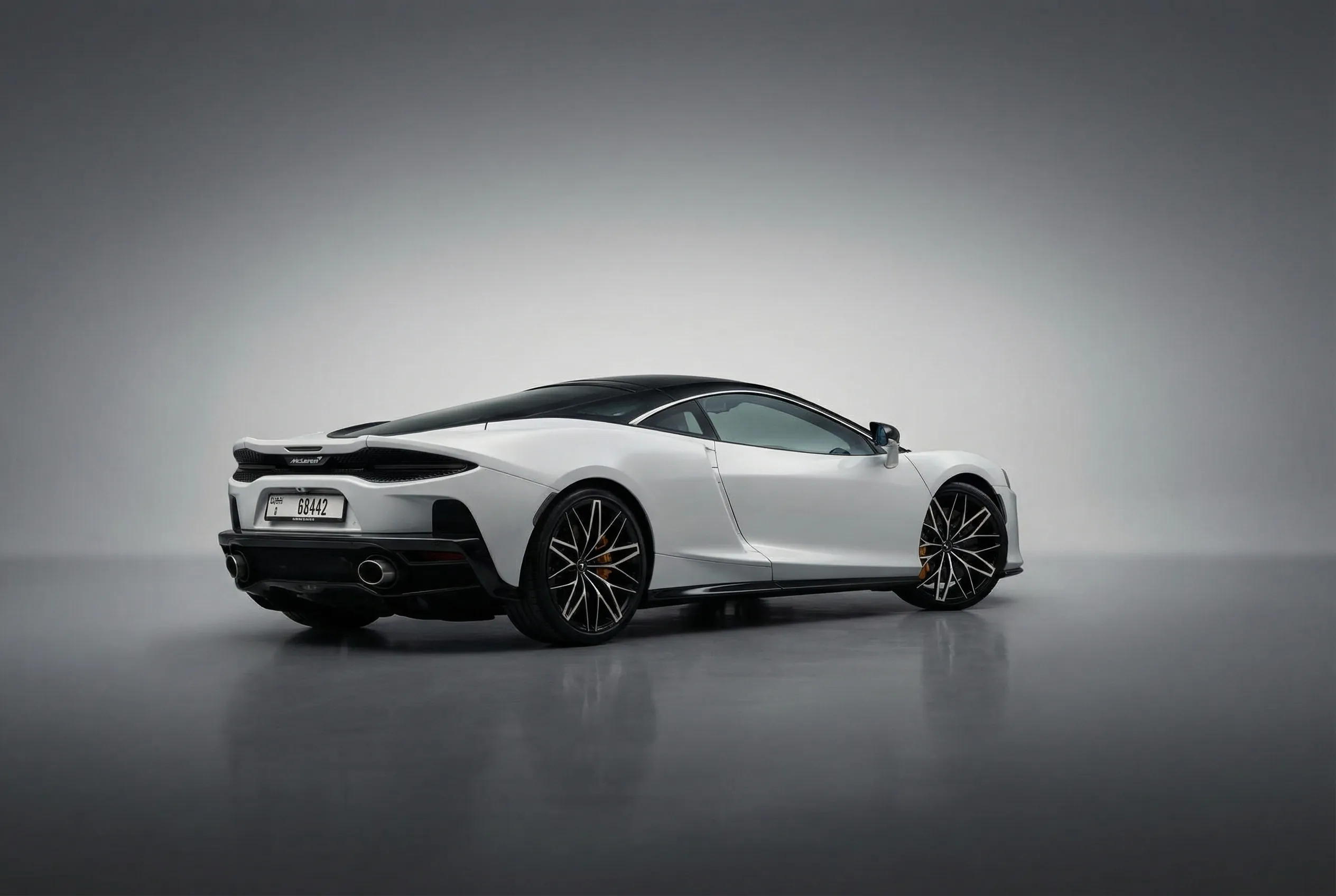 Mclaren Gt 2025 Grey rental in Dubai thumbnail 7