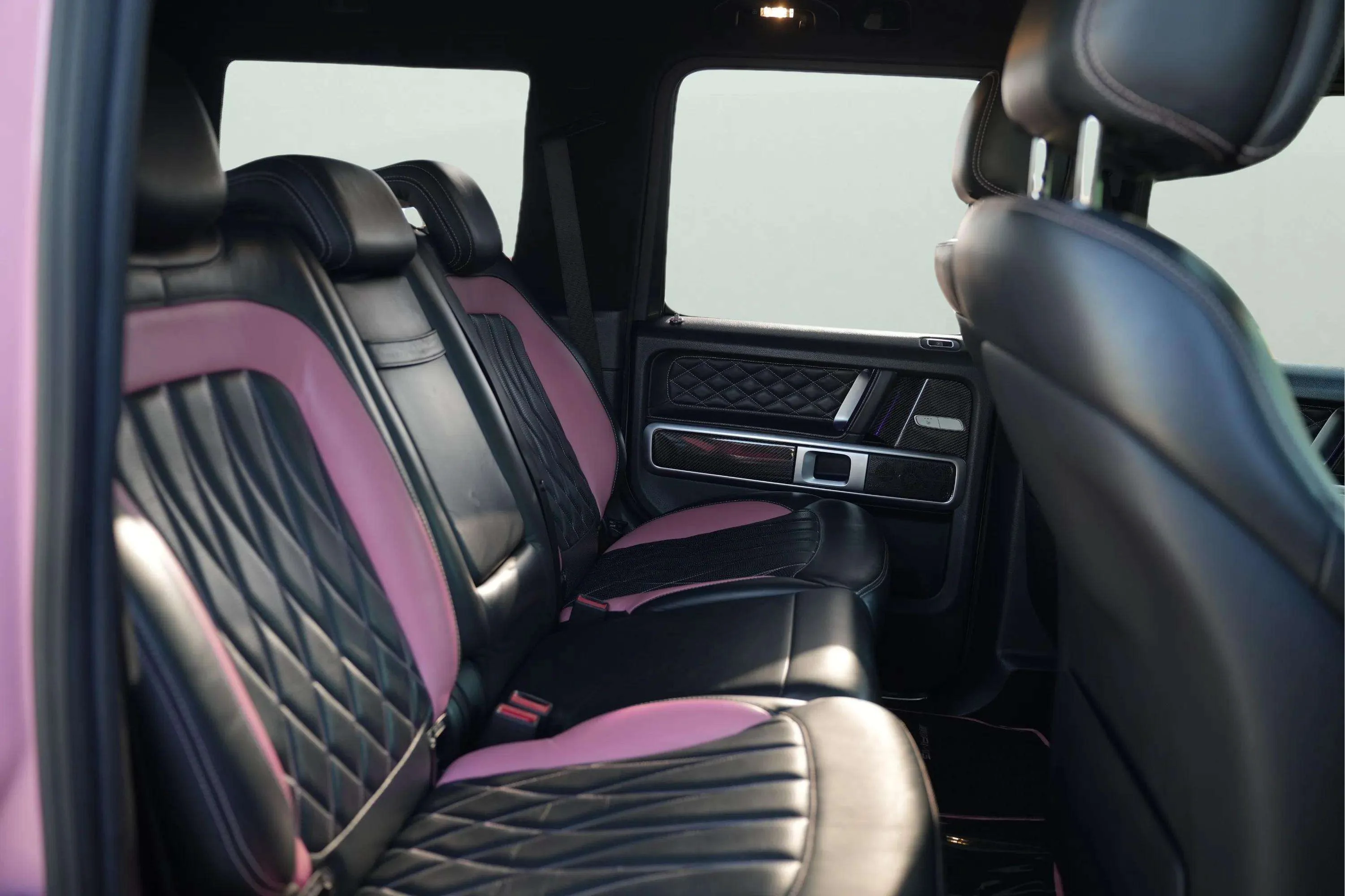 Mercedes G500 2021 Pink rental in Dubai thumbnail 11