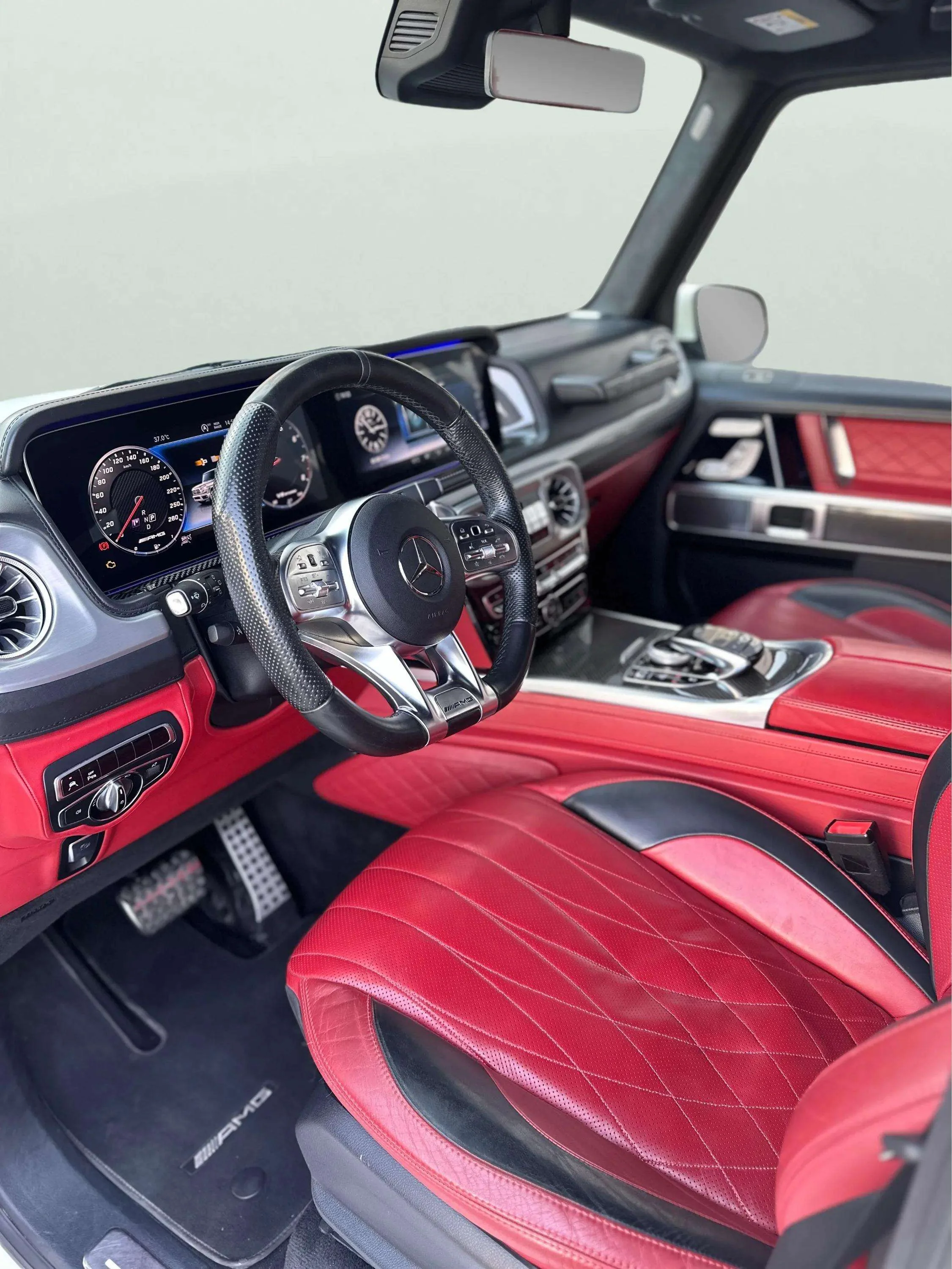 Mercedes G63 2023 White rental in Dubai thumbnail 6