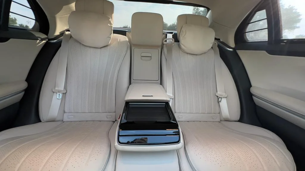 Mercedes S500 2023 Black rental in Dubai thumbnail 6