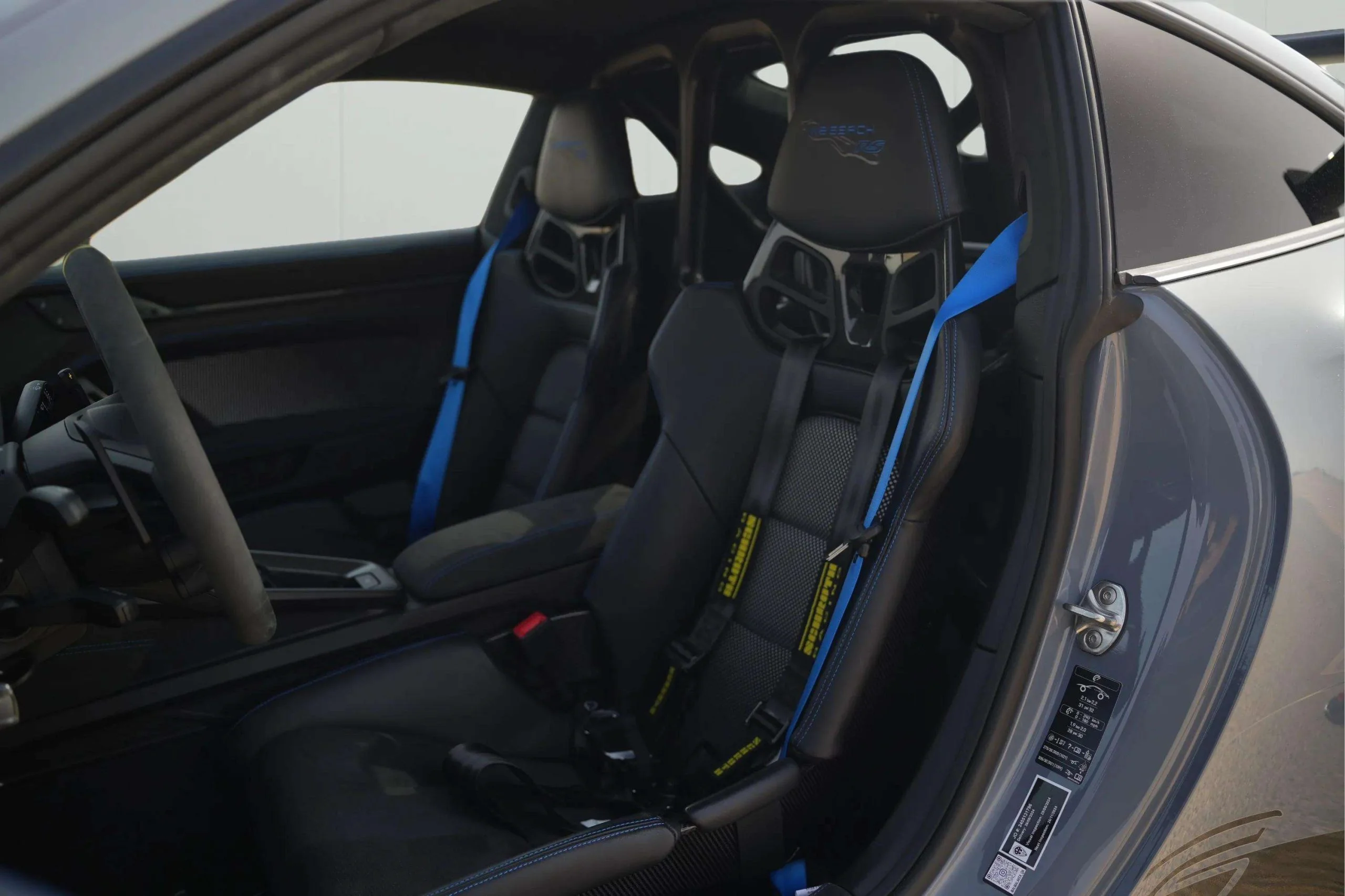 Porsche 911 Gt3 Rs 2024 Grey rental in Dubai thumbnail 8