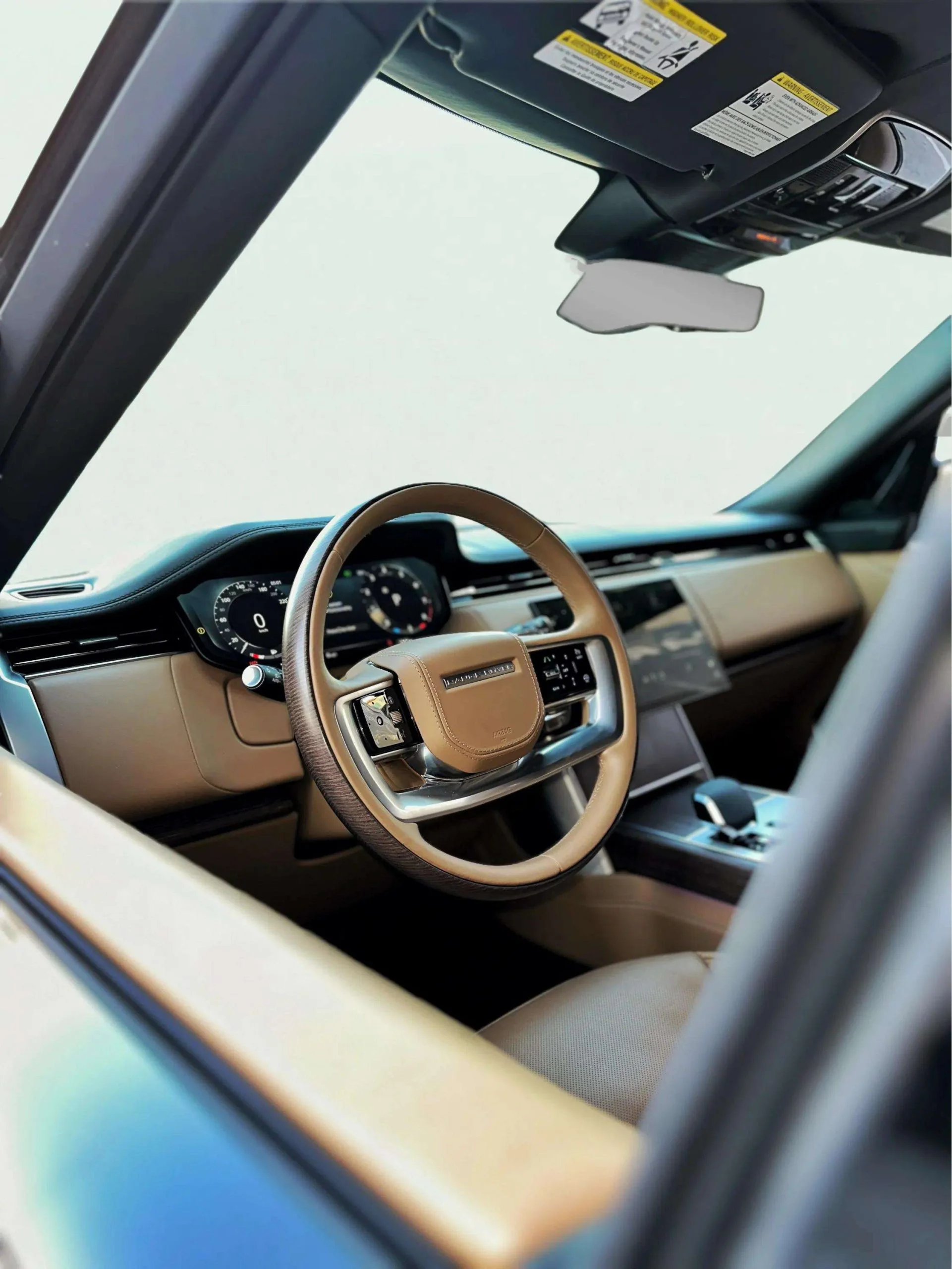 Land Rover Range Rover 7 Seats 2024 Black rental in Dubai thumbnail 6