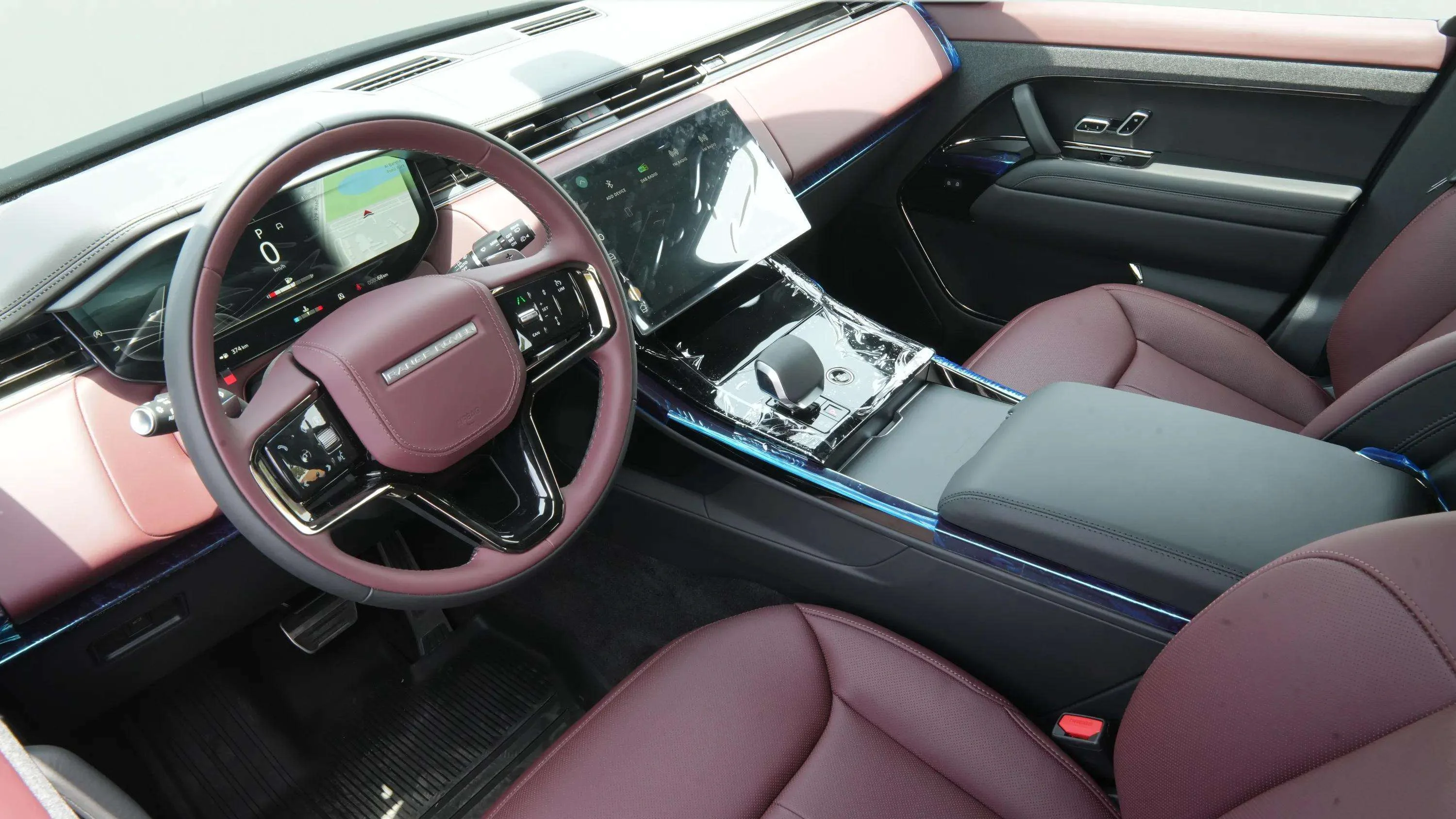 Land Rover Range Rover Sport 2025 Grey rental in Dubai thumbnail 6
