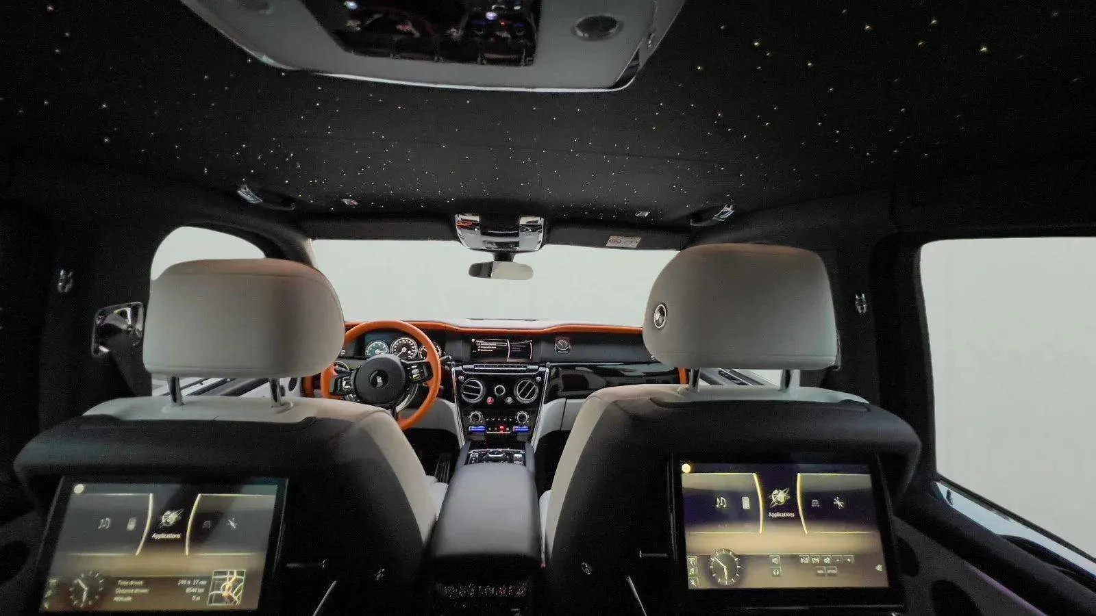 Rolls Royce Cullinan Mansory 2021 White rental in Dubai thumbnail 4