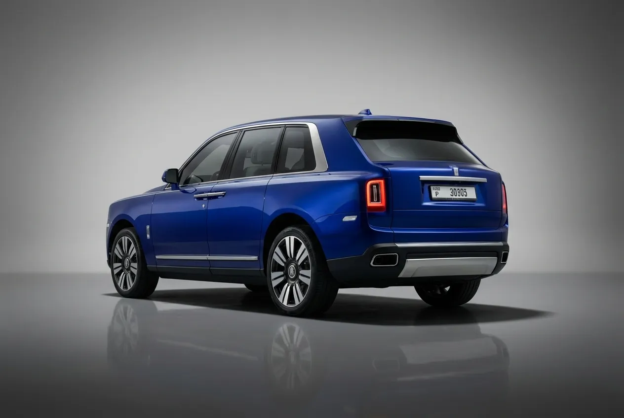Rolls Royce Cullinan 2019 Blue rental in Dubai thumbnail 3