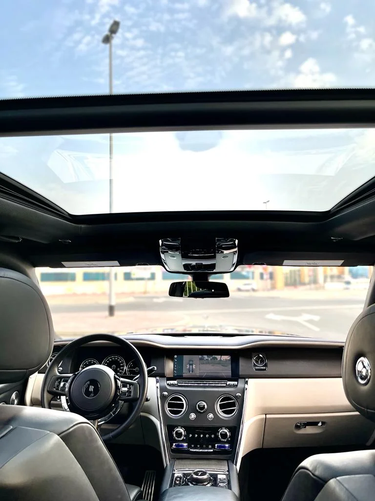 Rolls Royce Cullinan 2019 Grey rental in Dubai thumbnail 6