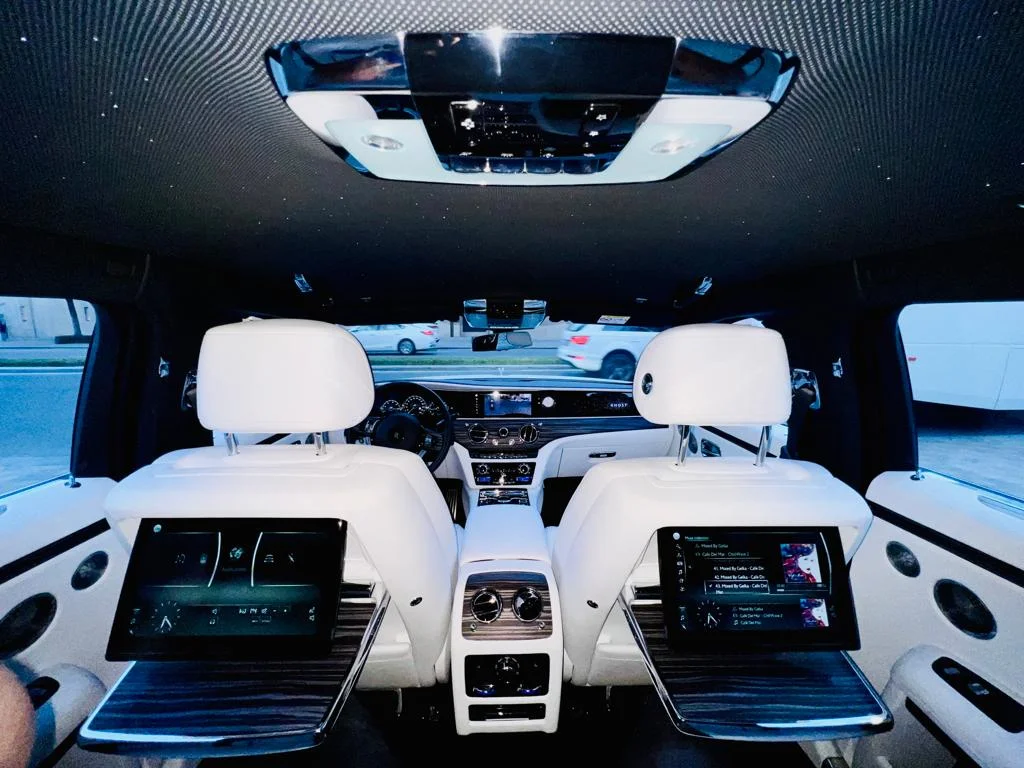 Rolls Royce Ghost 2021 White rental in Dubai thumbnail 5