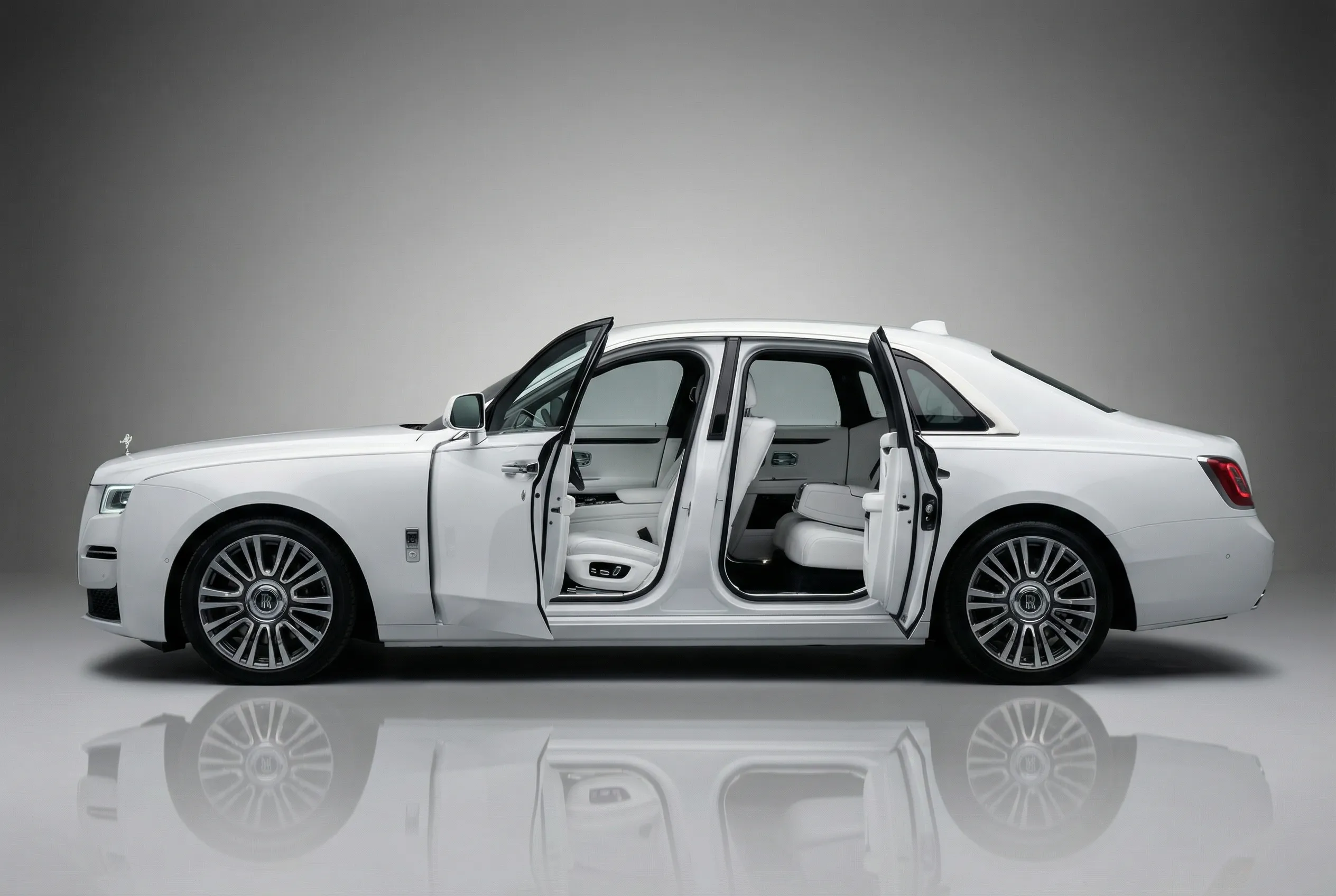 Rolls Royce Ghost 2021 White rental in Dubai thumbnail 2